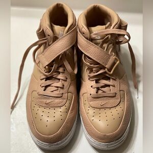 Nike Air Force 1 Mid, Vachetta Tan. Men’s size 9.